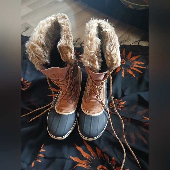 Kodiak Shoes - KODIAK Women's Fur-Lined Winter Boots
